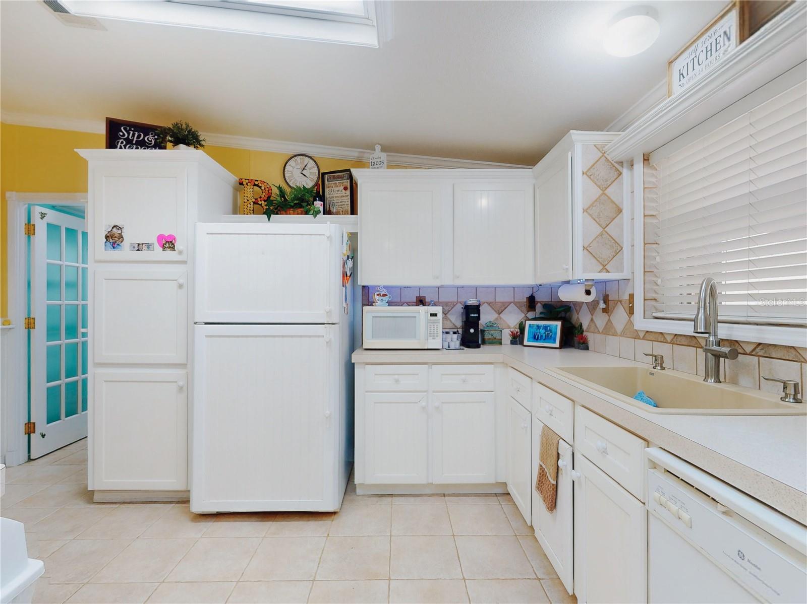 Image 9 of 80 For 14437 Liberty Street