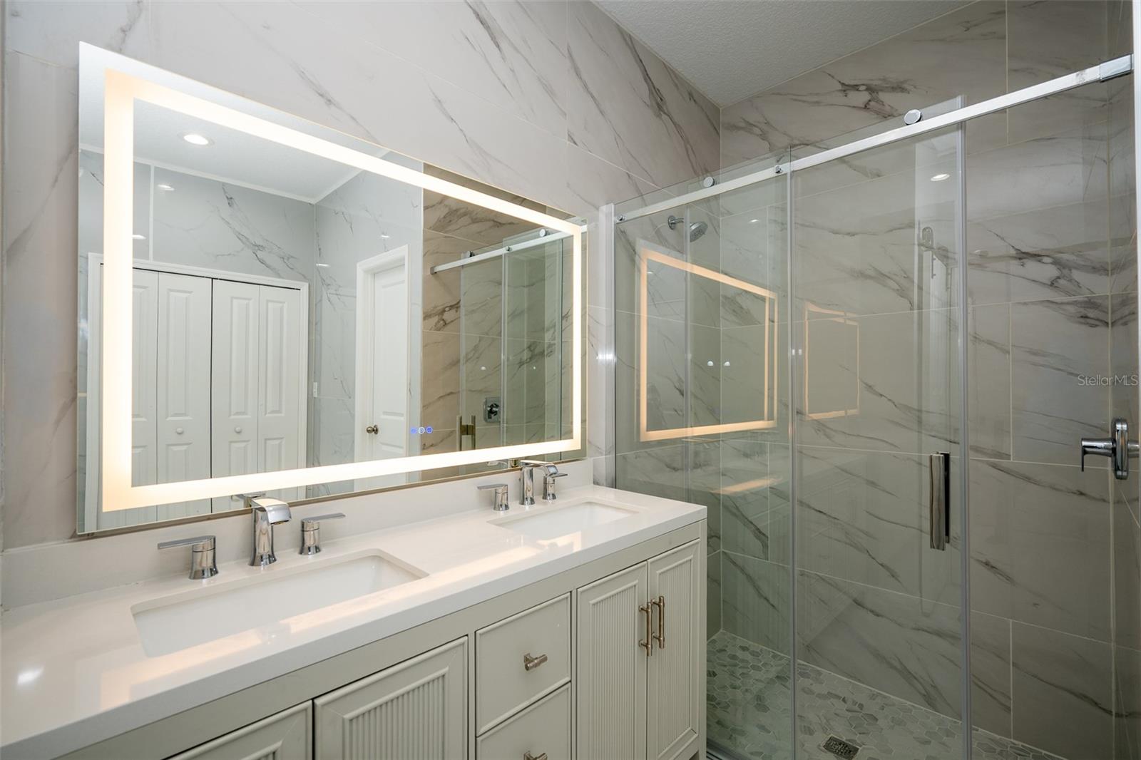 Image 24 of 51 For 2390 9th Ave