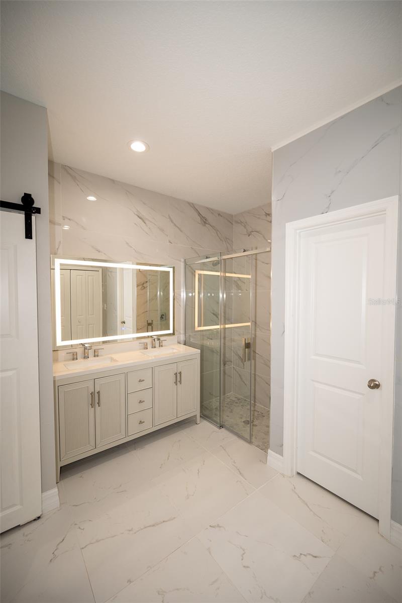 Image 26 of 51 For 2390 9th Ave