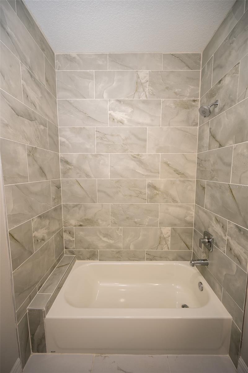 Image 34 of 51 For 2390 9th Ave