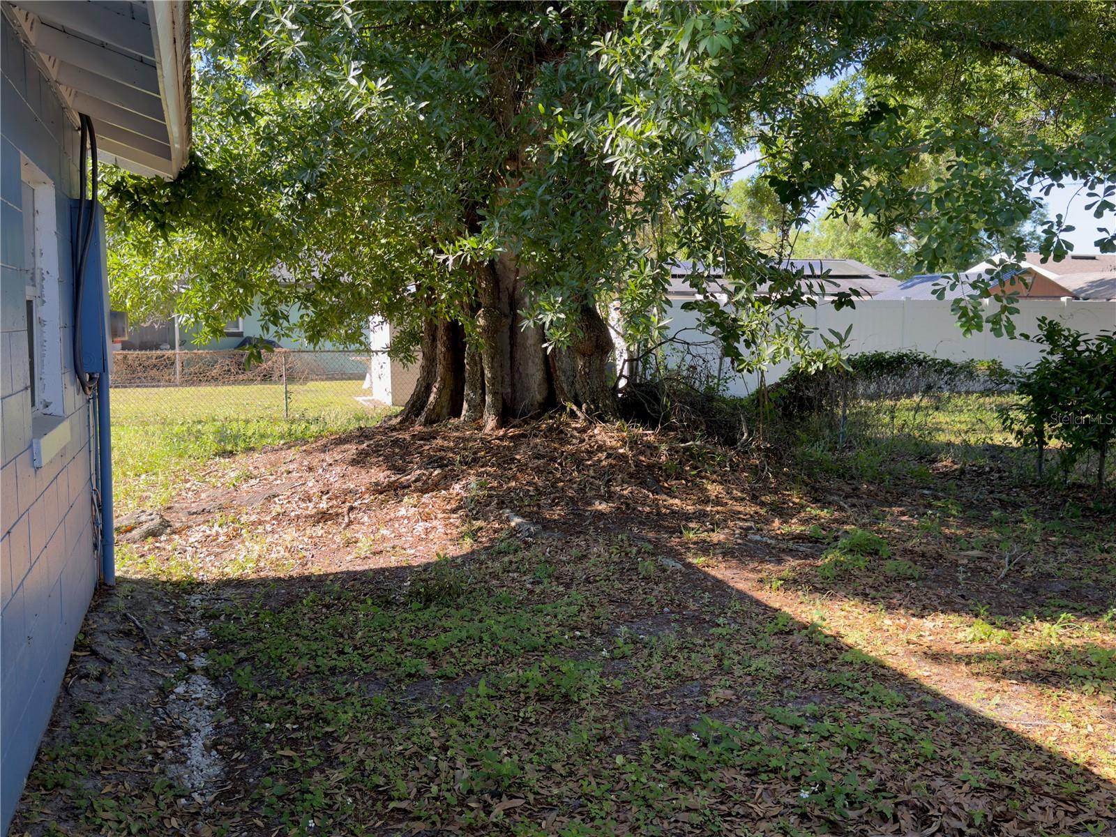 Image 22 of 23 For 4900 Elese Street