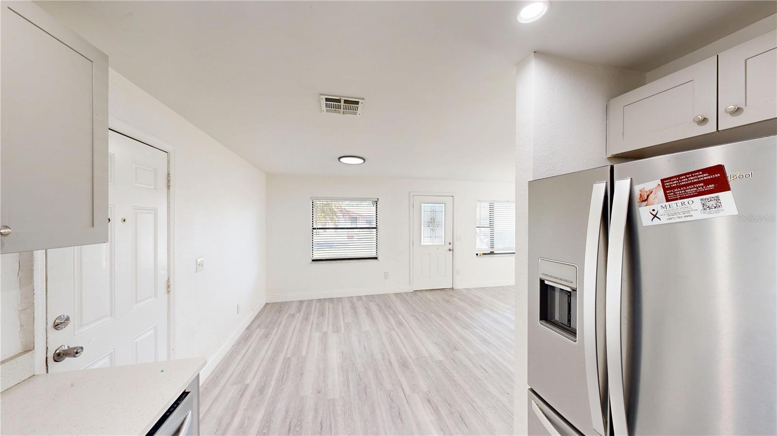 Image 5 of 23 For 4900 Elese Street