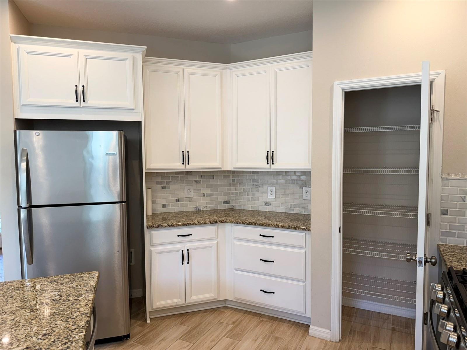 Image 4 of 27 For 2601 Pinnacle Lane