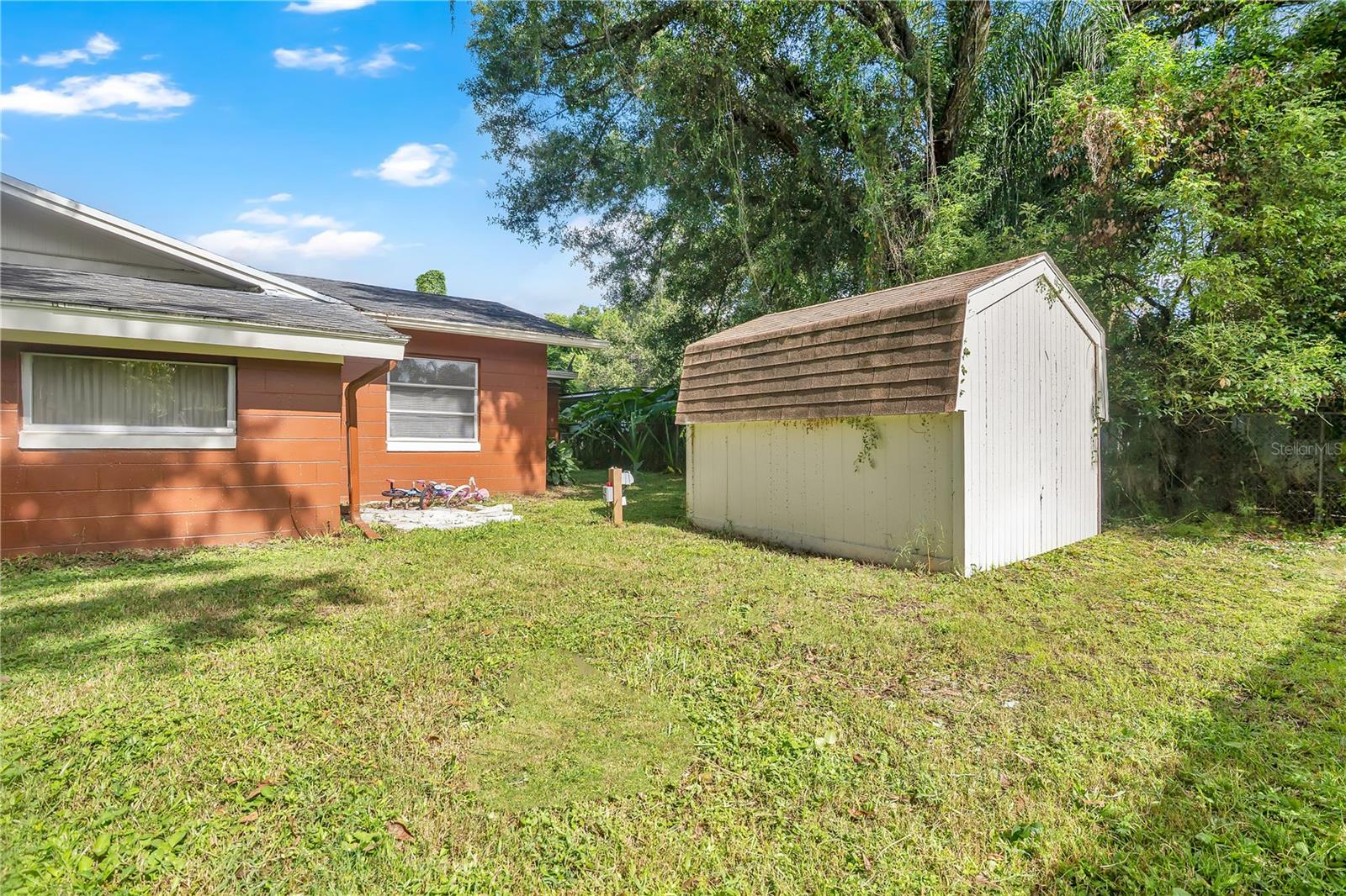 Image 17 of 23 For 9727 Bear Lake Road