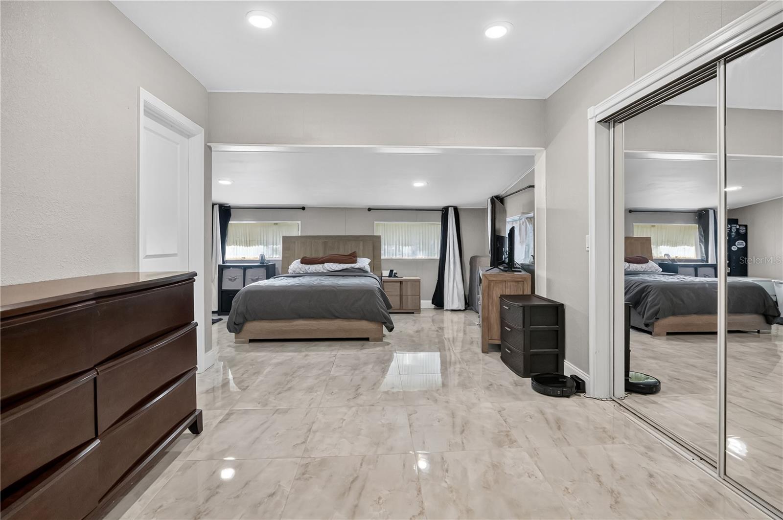 Image 7 of 23 For 9727 Bear Lake Road