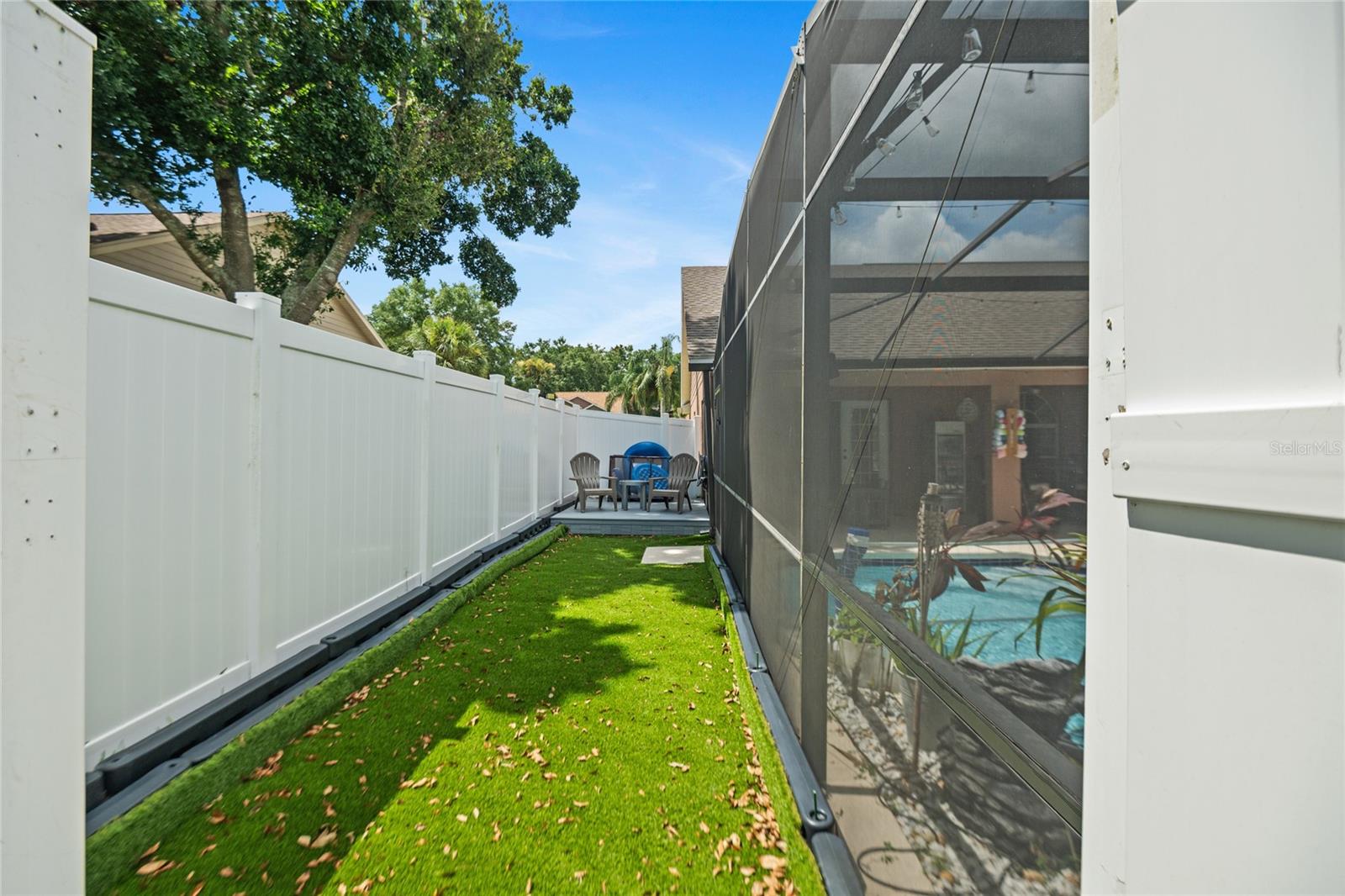 Image 32 of 38 For 14126 Greater Pines Boulevard