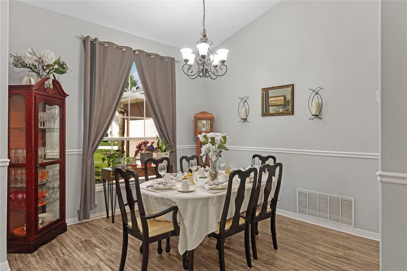 Image 5 of 38 For 14126 Greater Pines Boulevard