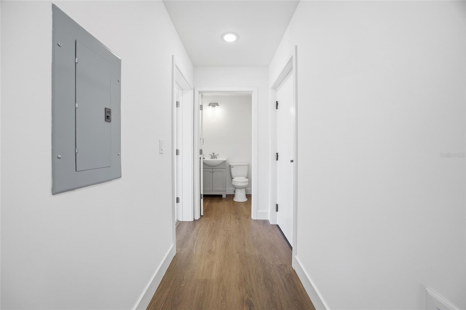 Image 11 of 23 For 100 Dewey Street