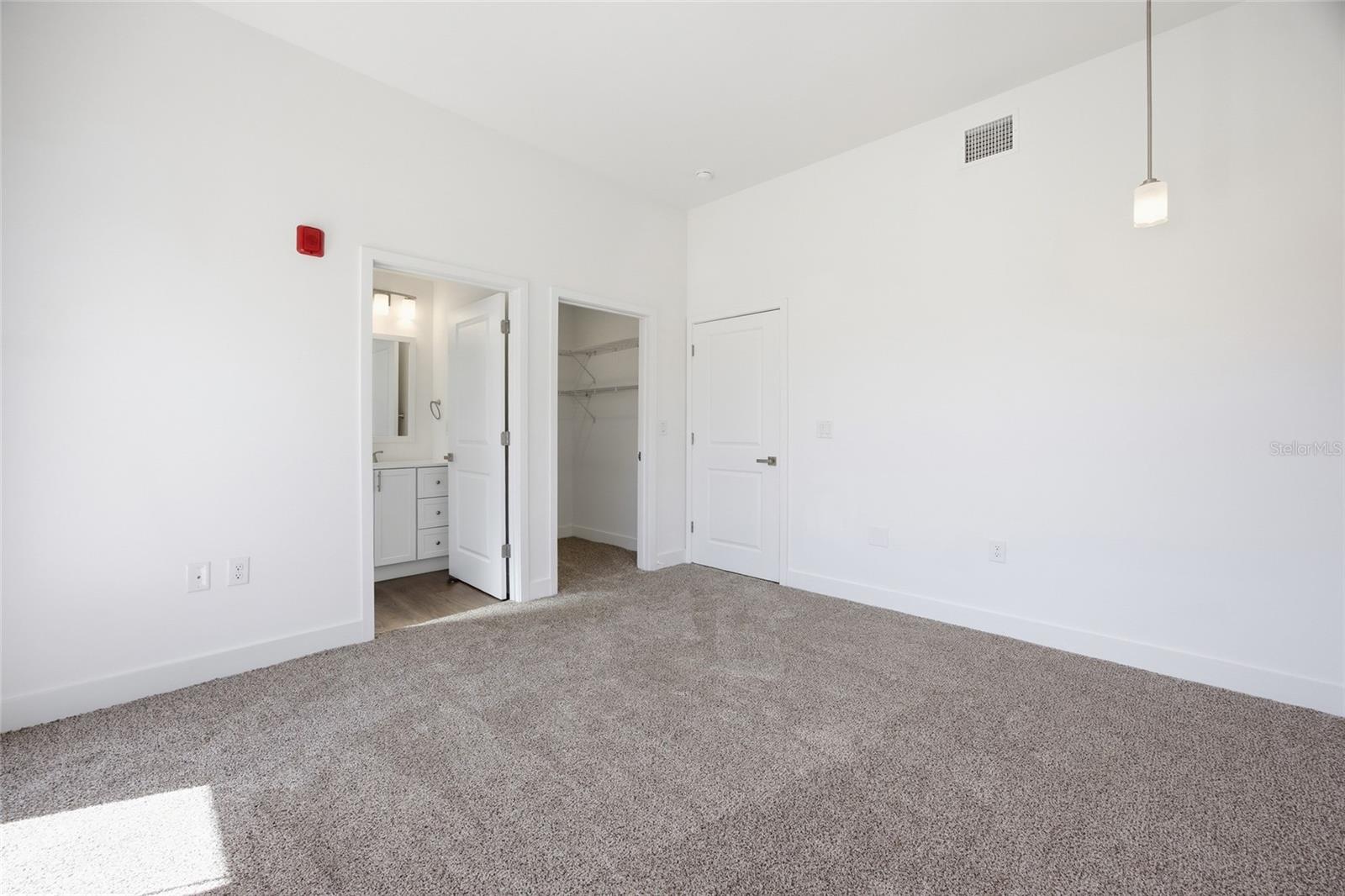 Image 14 of 23 For 100 Dewey Street