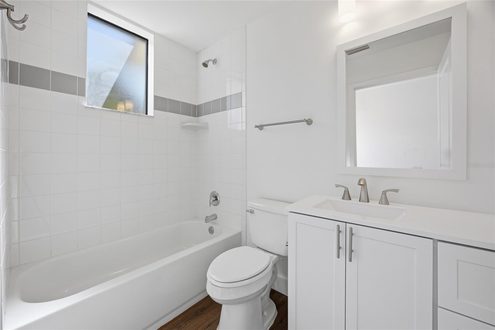 Image 15 of 23 For 100 Dewey Street