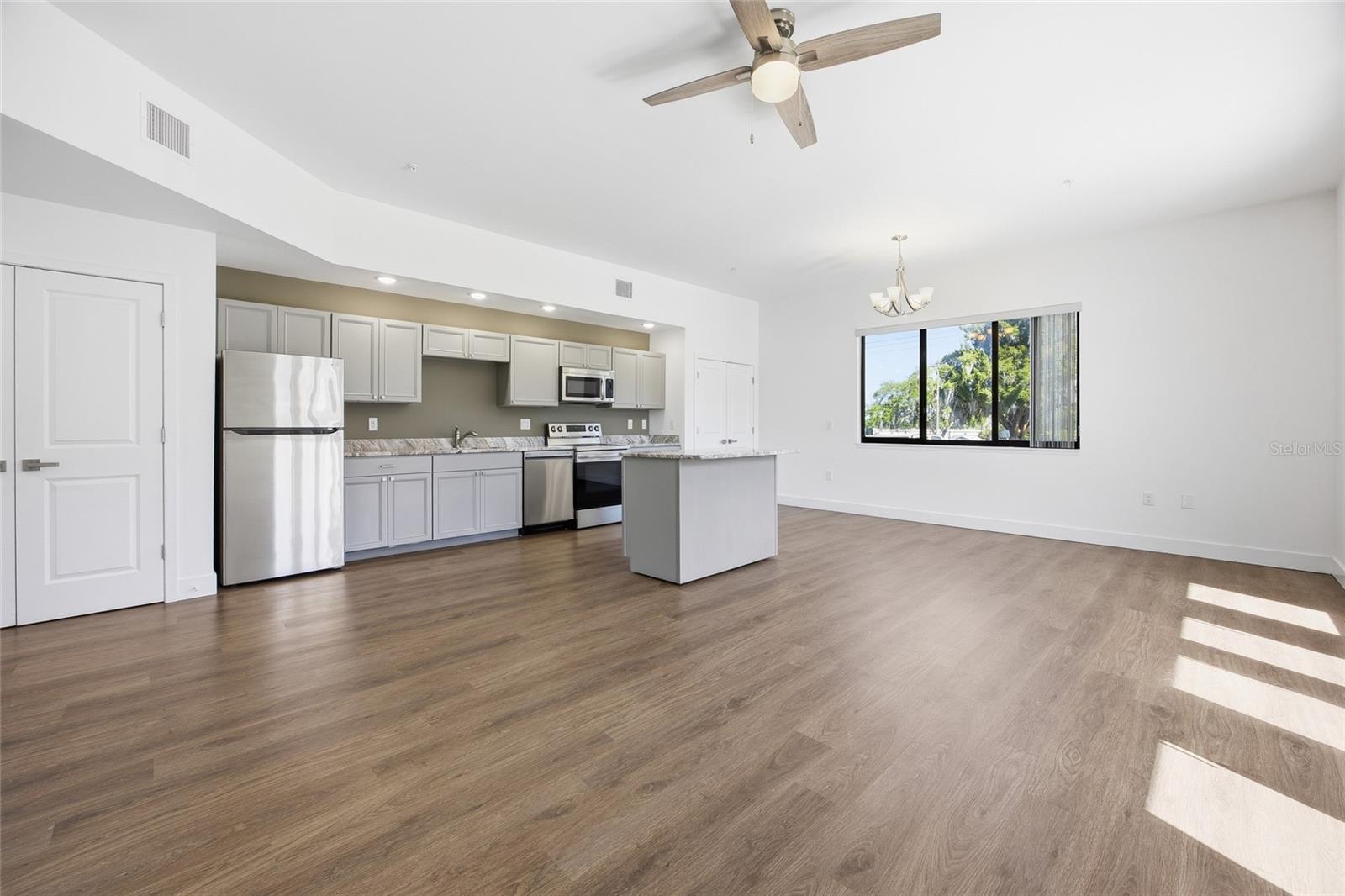 Image 2 of 23 For 100 Dewey Street