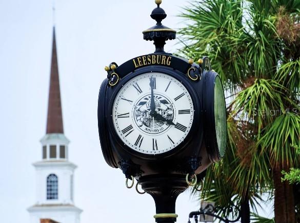 Image 19 of 27 For 8604 Oakstone Circle