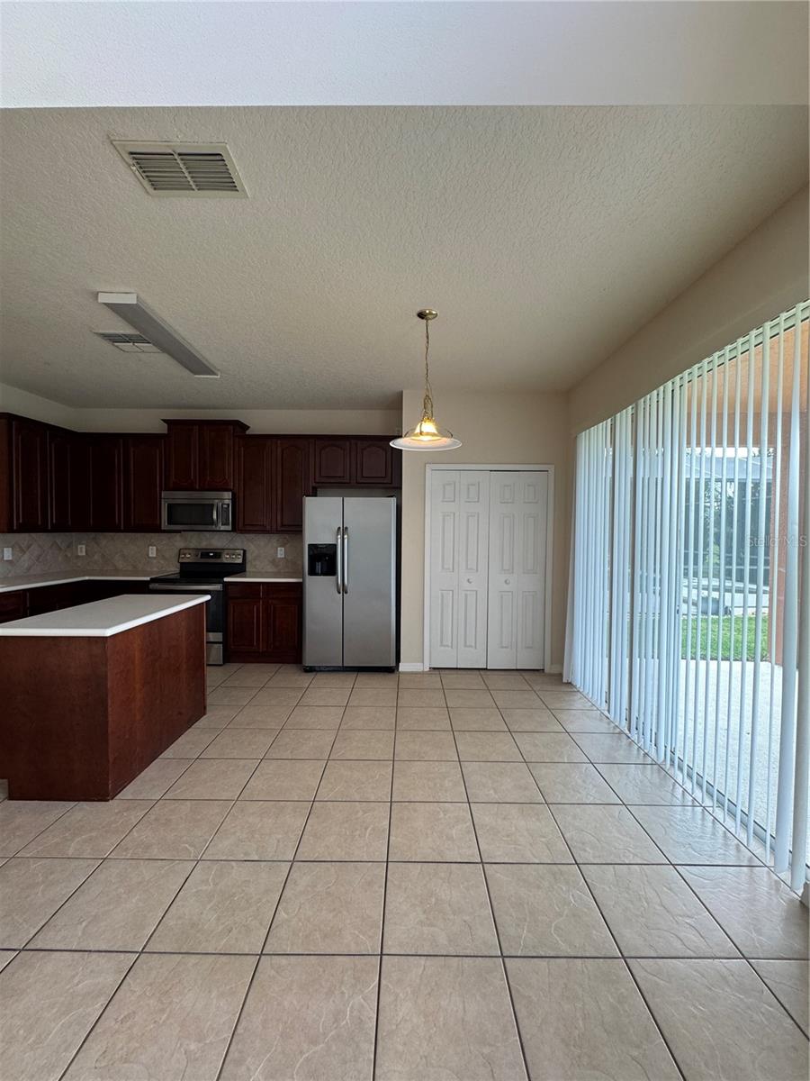 Image 11 of 37 For 14013 Budworth Circle