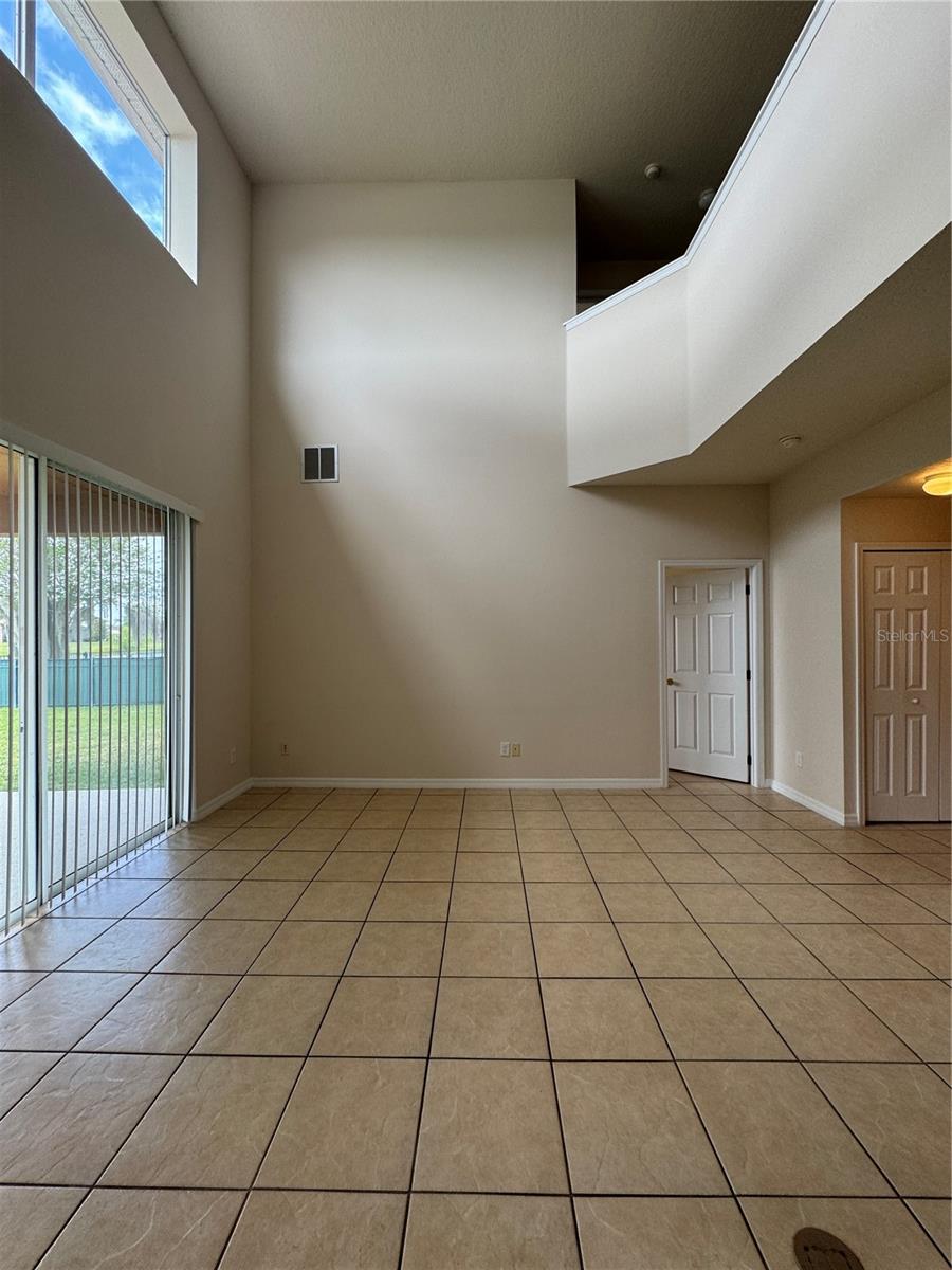 Image 14 of 37 For 14013 Budworth Circle