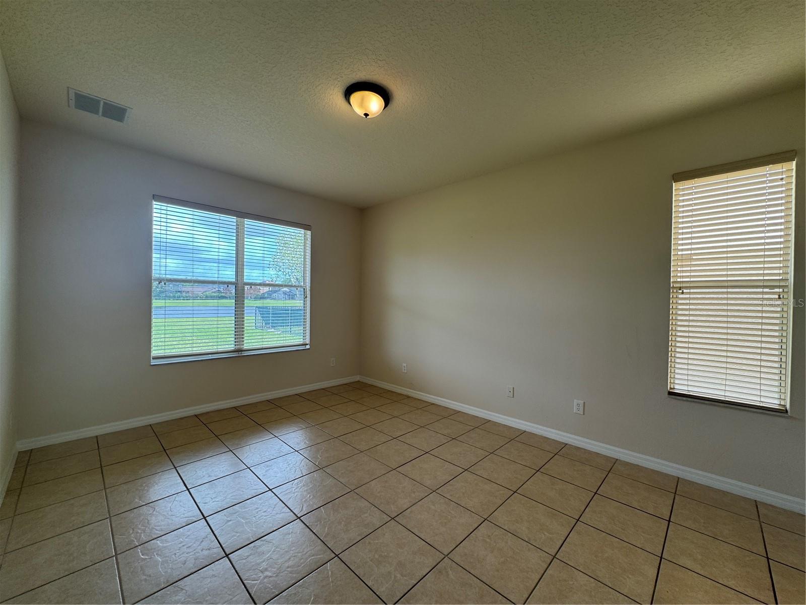 Image 18 of 37 For 14013 Budworth Circle