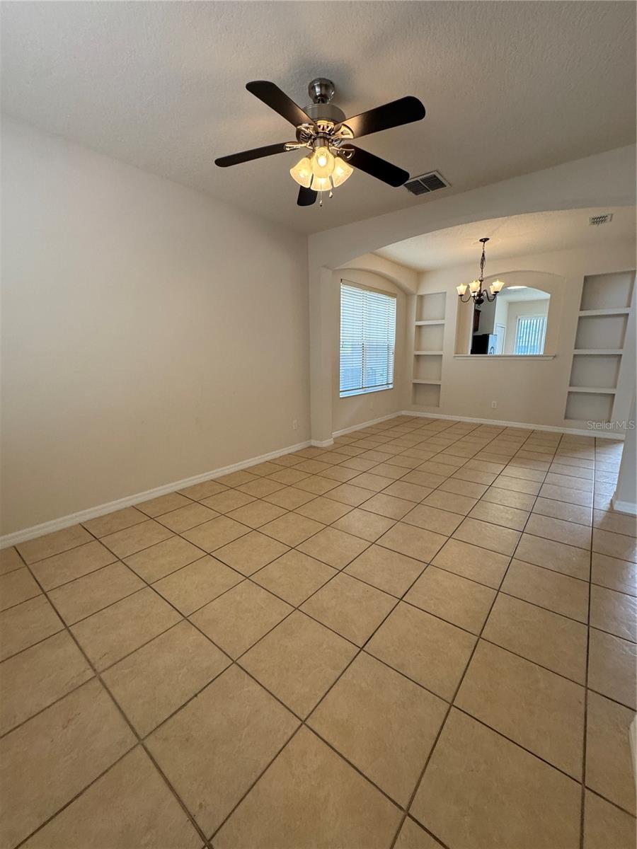 Image 6 of 37 For 14013 Budworth Circle