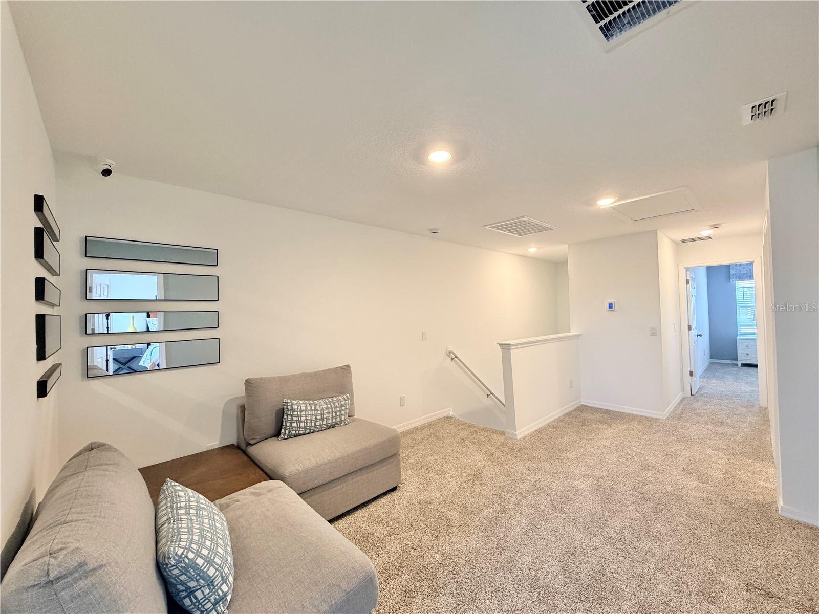 Image 16 of 39 For 4536 Burrowing Owl Loop