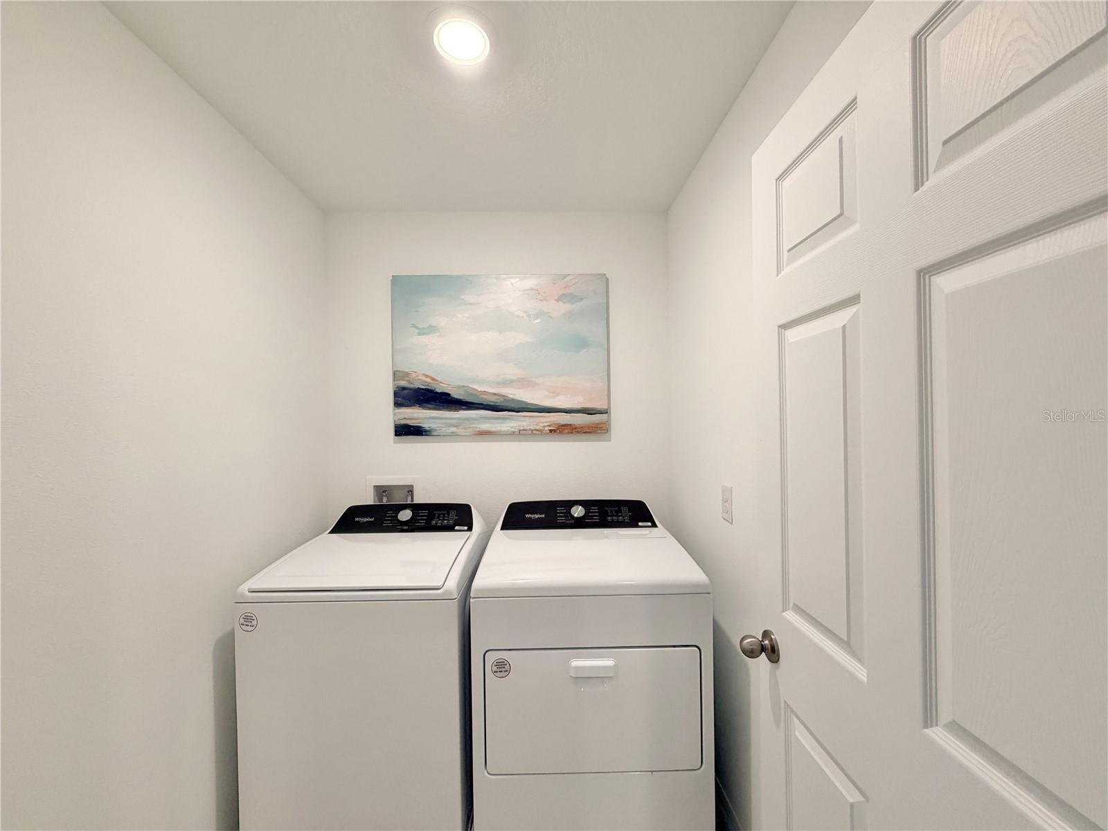 Image 18 of 39 For 4536 Burrowing Owl Loop