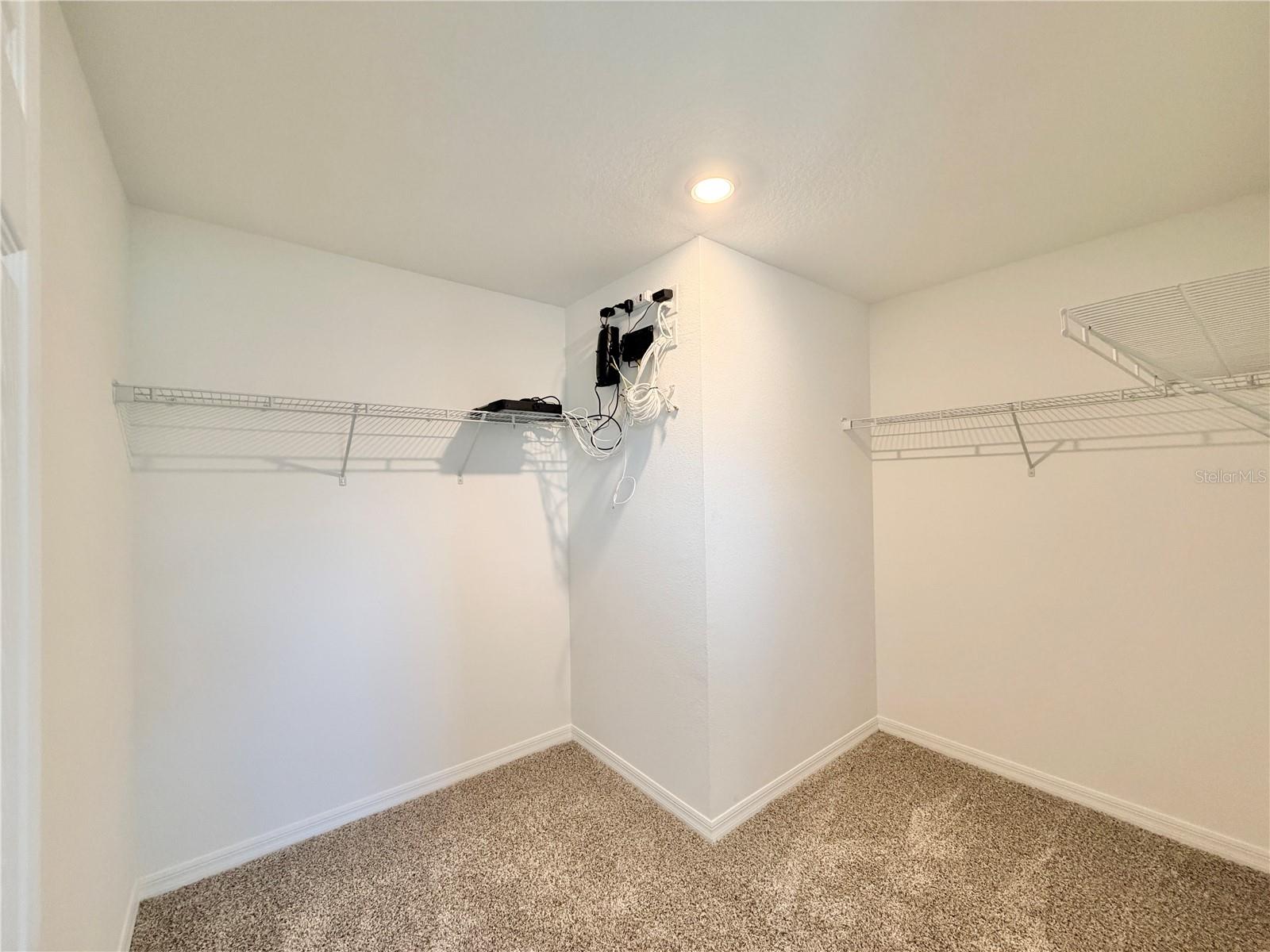 Image 22 of 39 For 4536 Burrowing Owl Loop