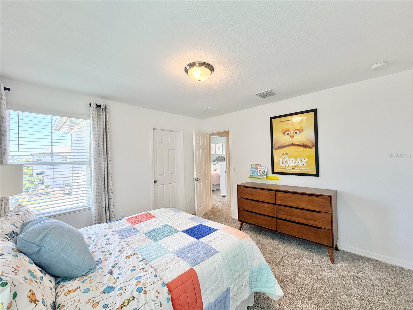 Image 29 of 39 For 4536 Burrowing Owl Loop