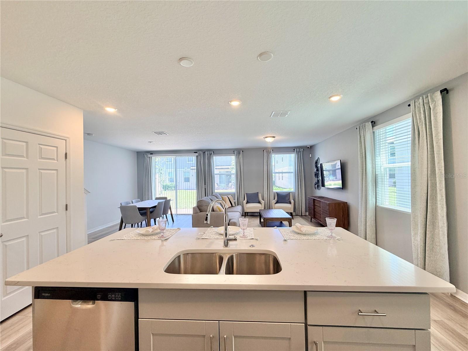 Image 6 of 39 For 4536 Burrowing Owl Loop