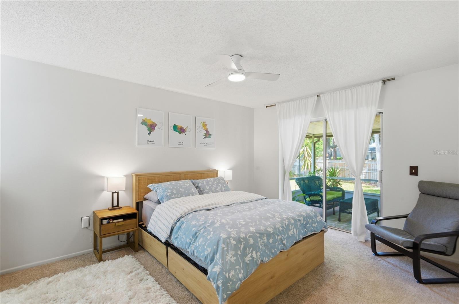 Image 11 of 27 For 328 Bayside Avenue