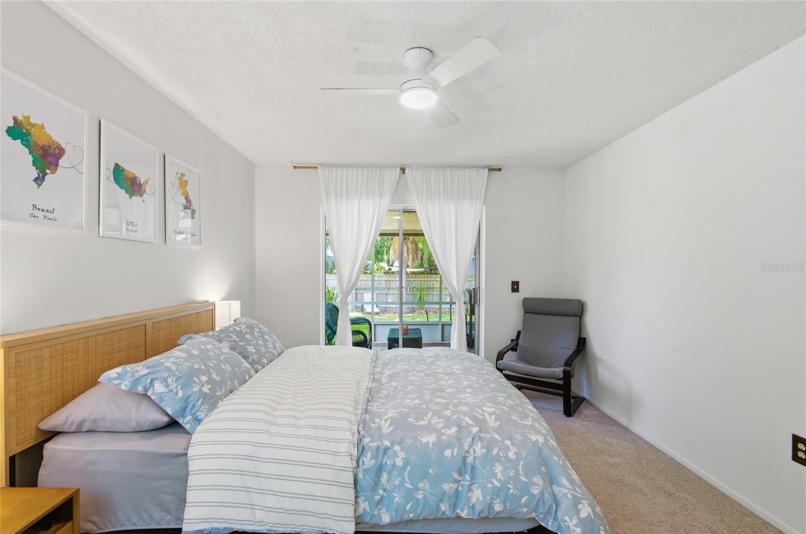 Image 13 of 27 For 328 Bayside Avenue