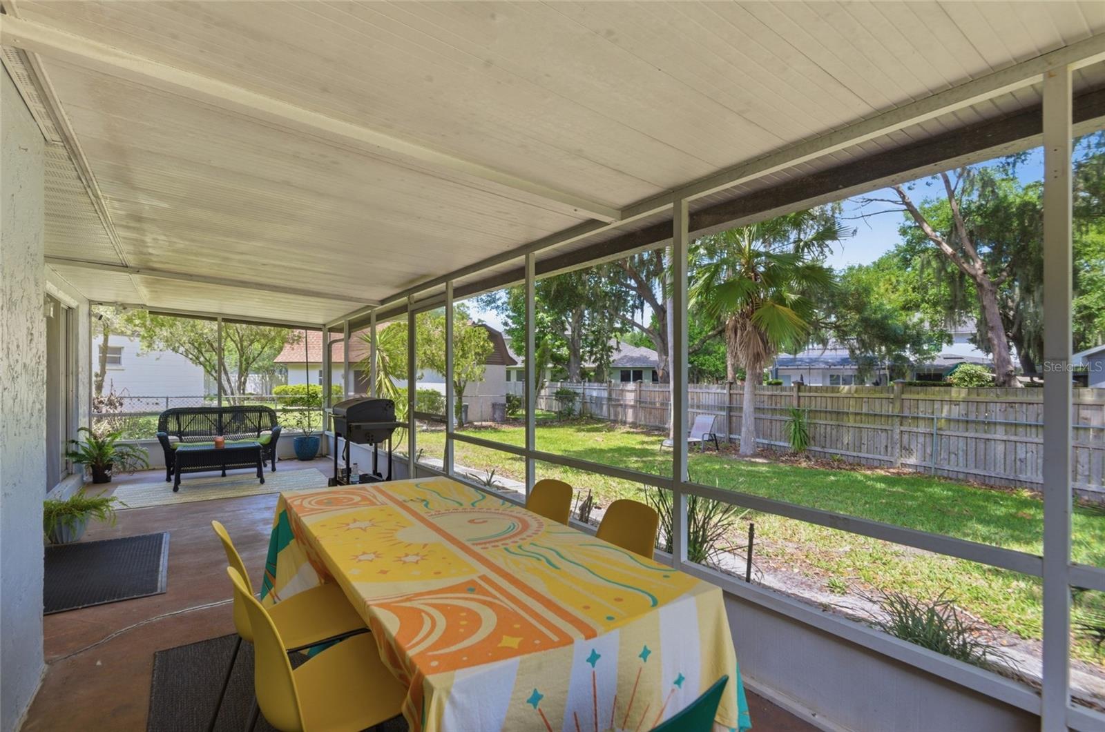 Image 19 of 27 For 328 Bayside Avenue