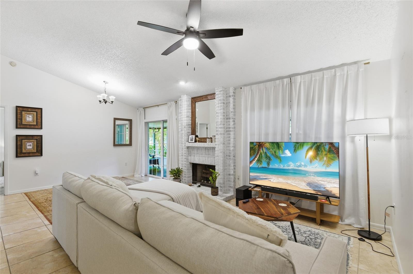 Image 2 of 27 For 328 Bayside Avenue