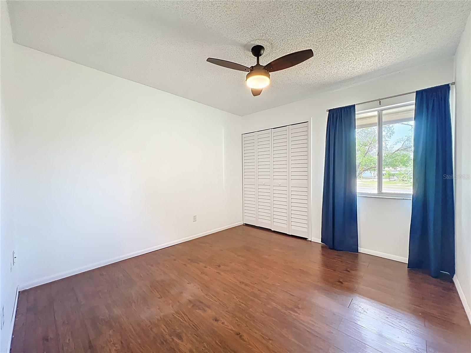 Image 31 of 46 For 328 Shadow Oak Drive