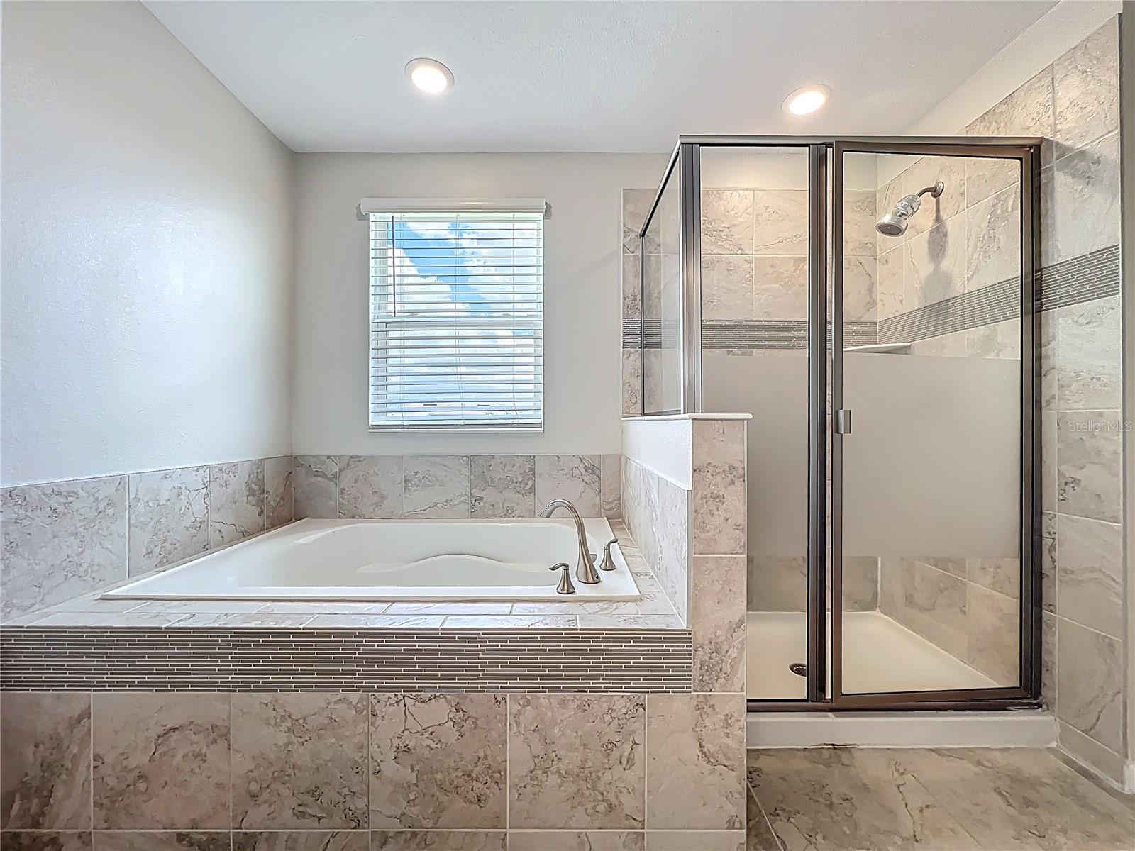 Image 27 of 51 For 1740 Black Maple Place