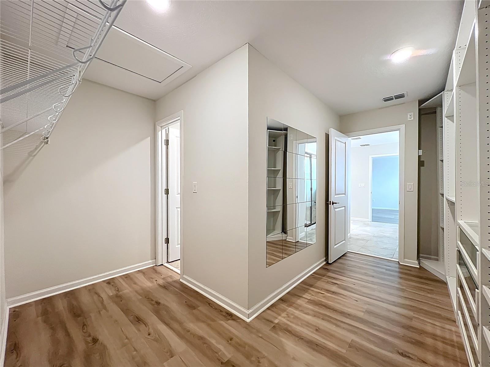 Image 31 of 51 For 1740 Black Maple Place