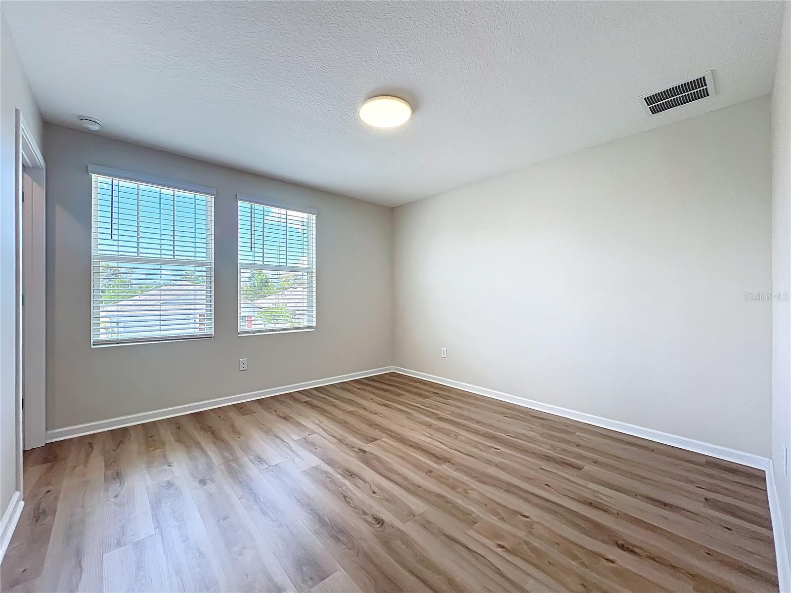 Image 42 of 51 For 1740 Black Maple Place