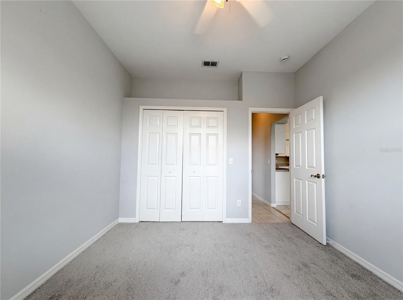 Image 17 of 32 For 12567 Pembroke Circle N