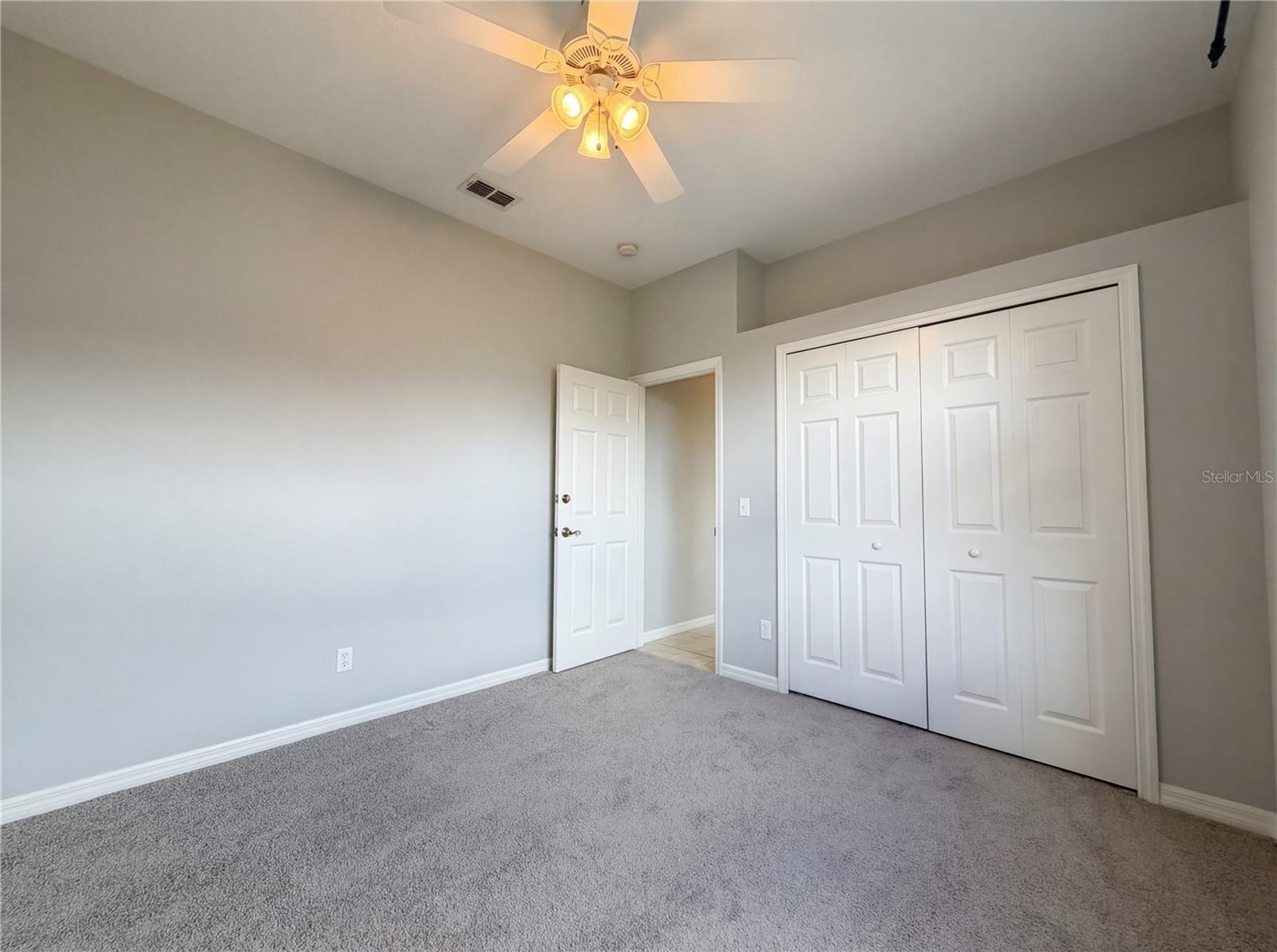 Image 19 of 32 For 12567 Pembroke Circle N