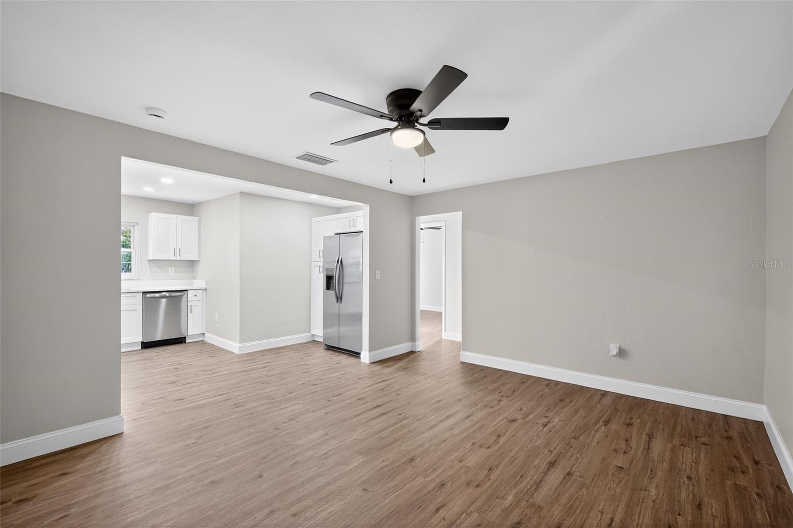 Image 4 of 28 For 305 Hennessee Street