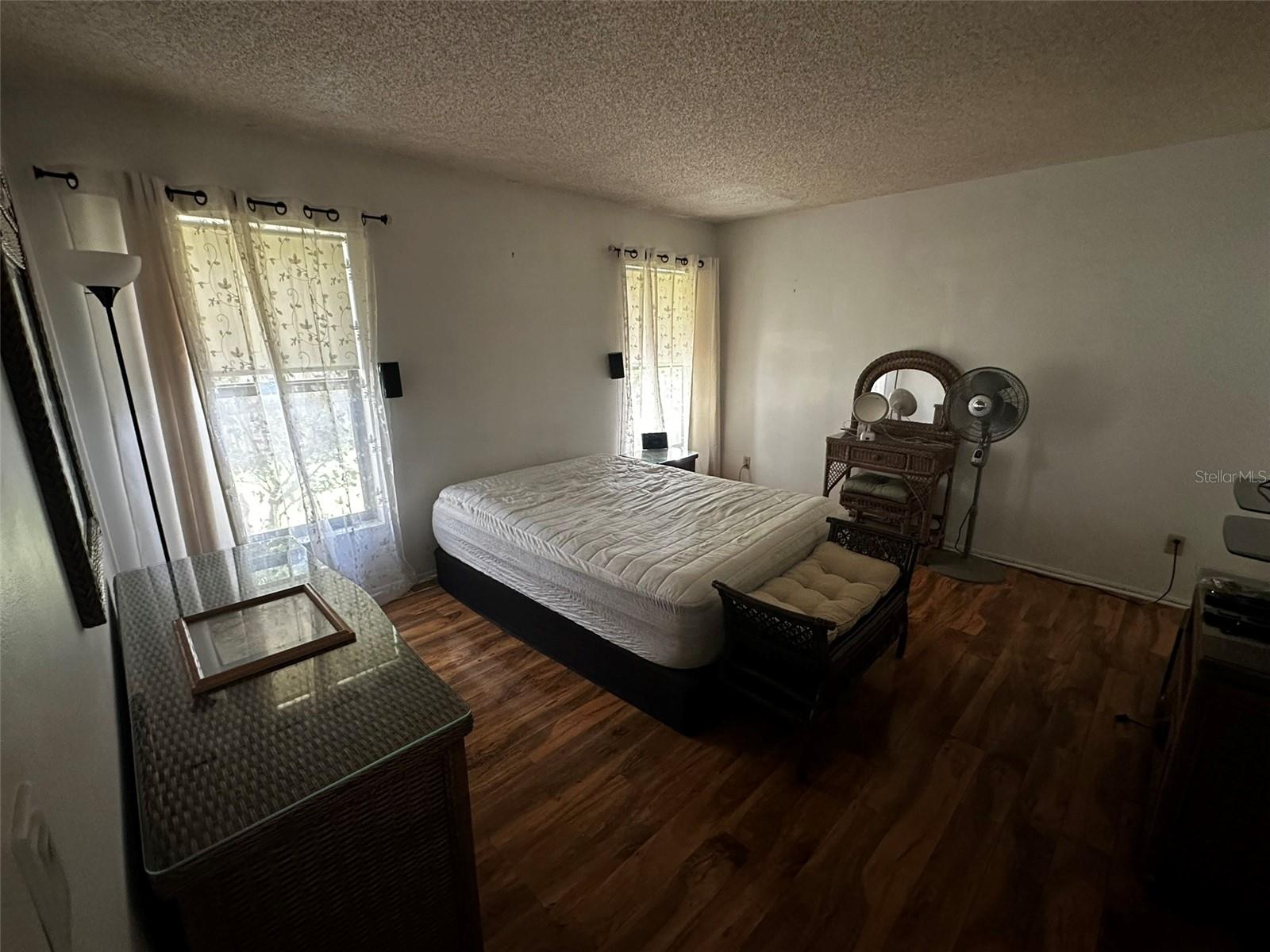 Image 9 of 14 For 2132 Fairmont Circle