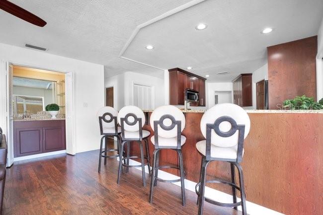 Image 14 of 42 For 101 Mariner Way