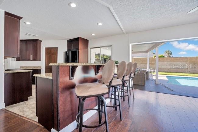 Image 15 of 42 For 101 Mariner Way