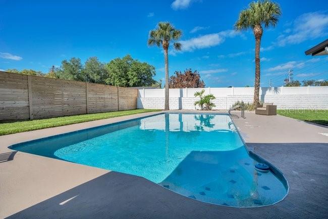 Image 32 of 42 For 101 Mariner Way