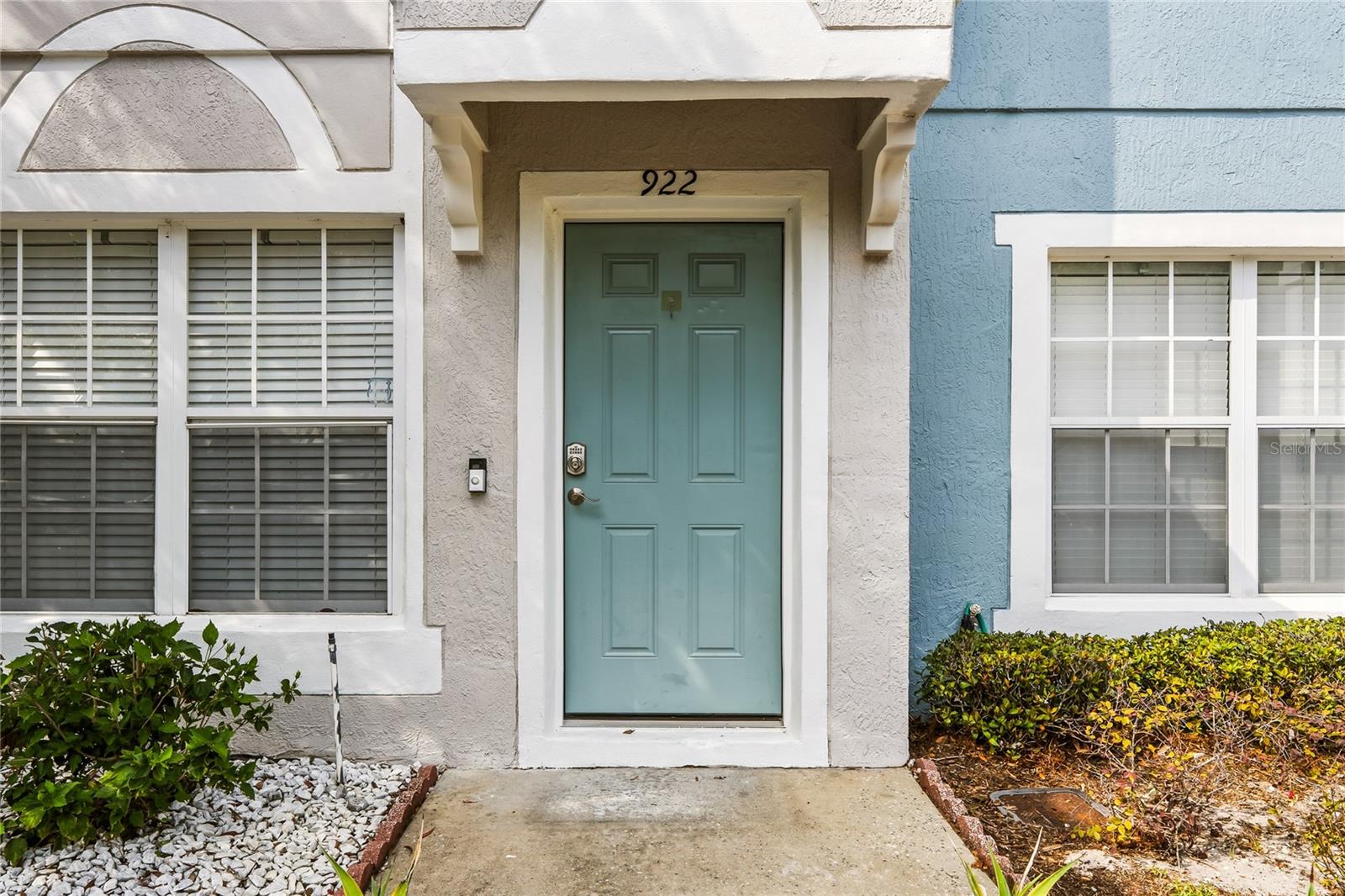 Image 3 of 24 For 922 Vineland Place