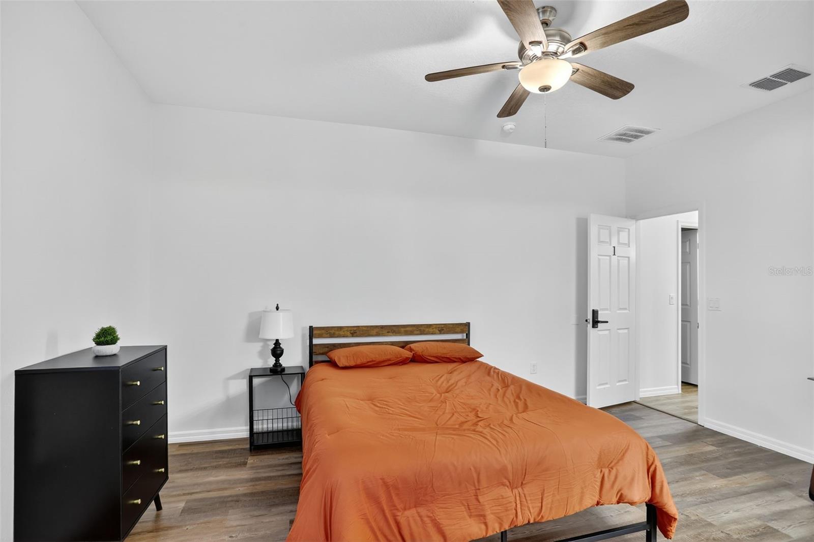 Image 12 of 40 For 246 Pineview Drive