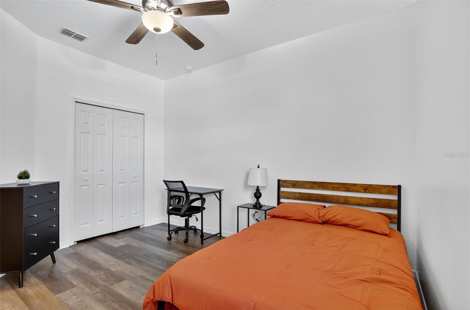 Image 28 of 40 For 246 Pineview Drive