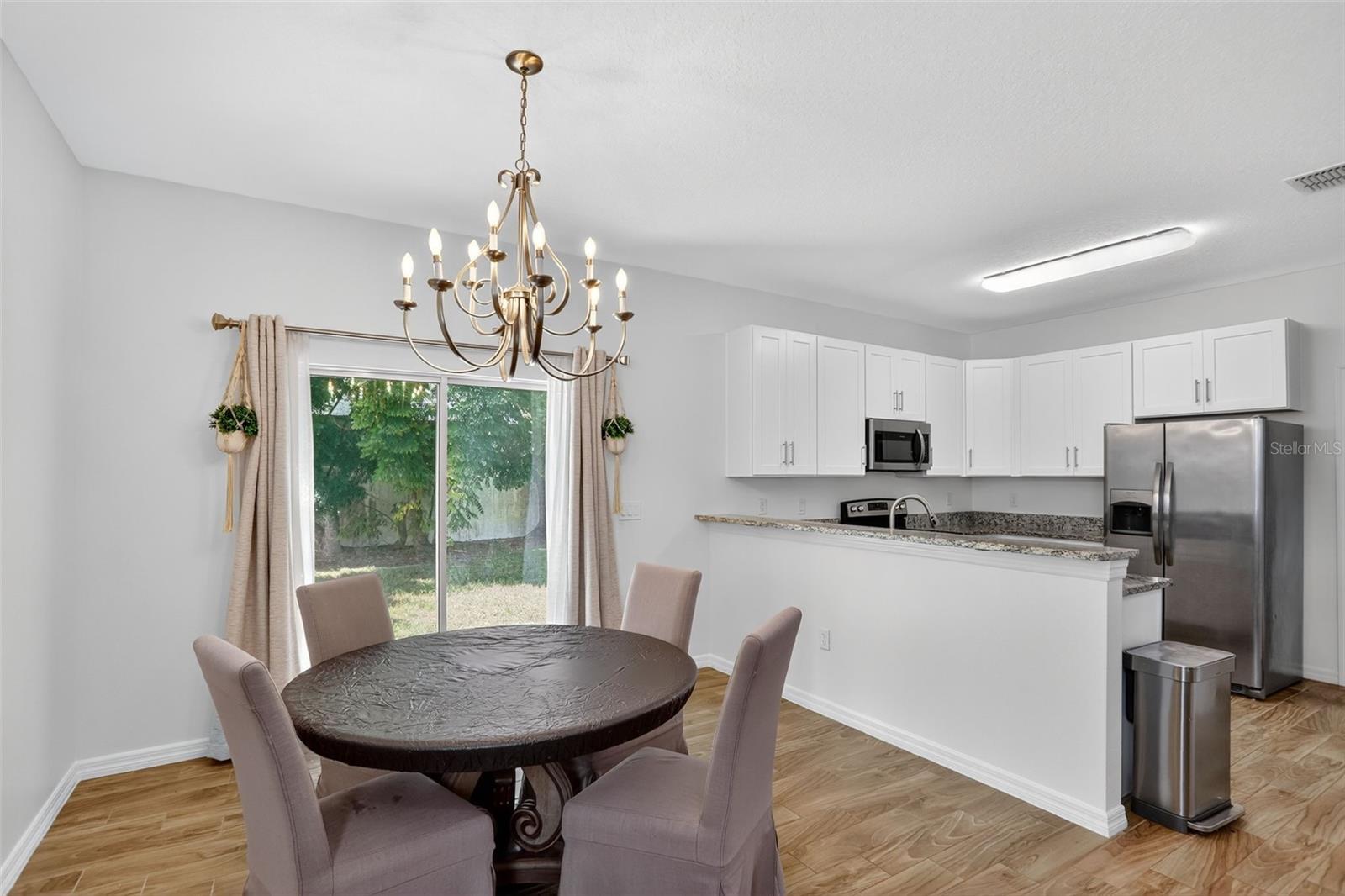 Image 9 of 40 For 246 Pineview Drive