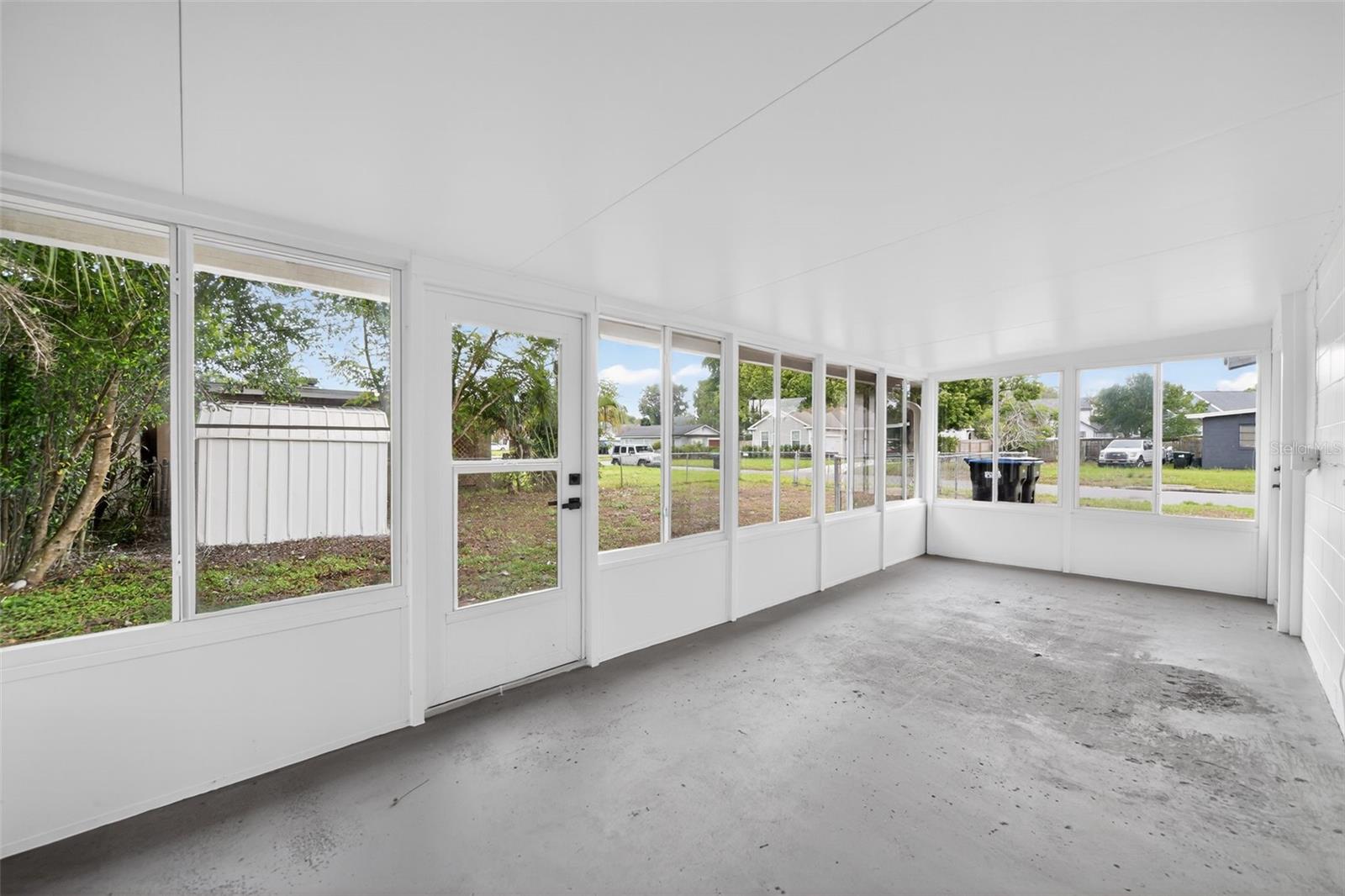 Image 28 of 31 For 3601 Esther Street S