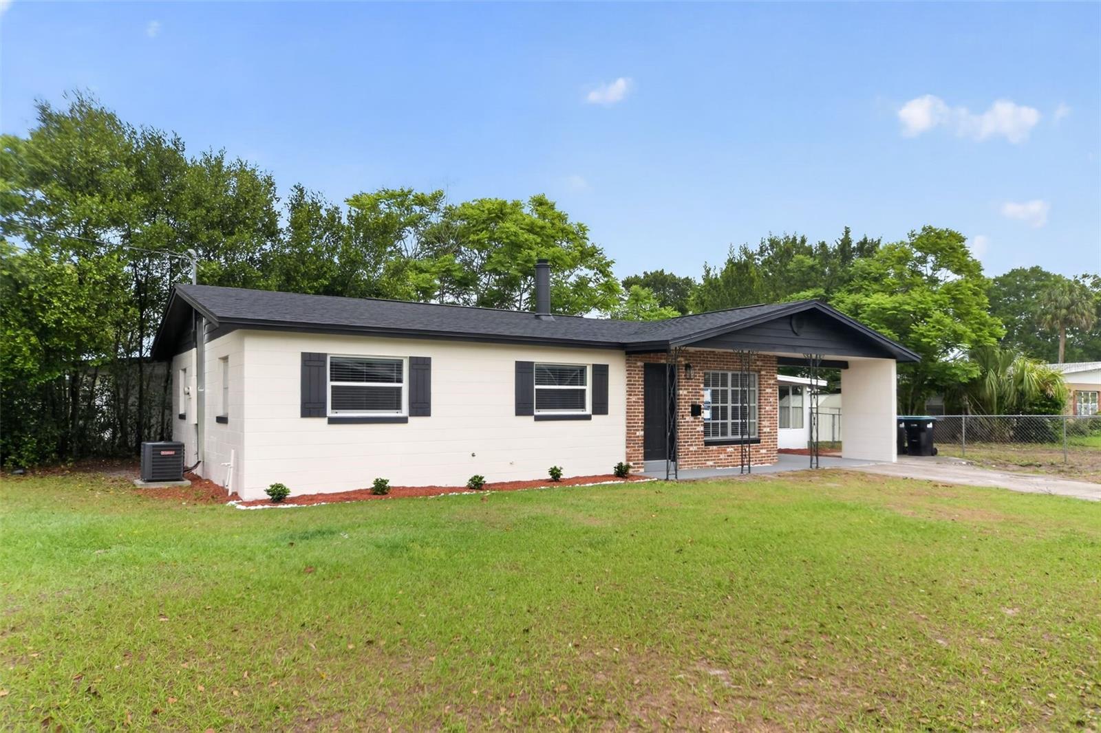 Image 30 of 31 For 3601 Esther Street S