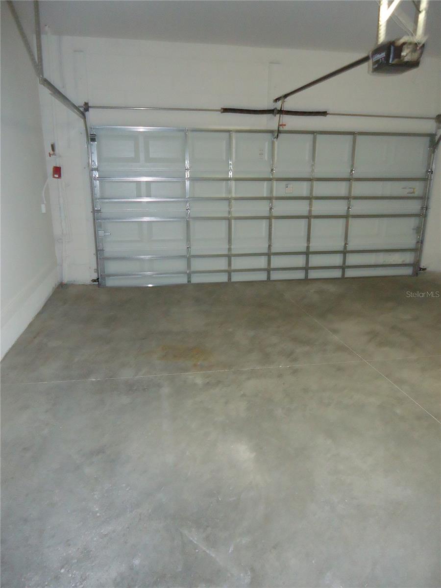 Image 3 of 32 For 1056 Parma Circle