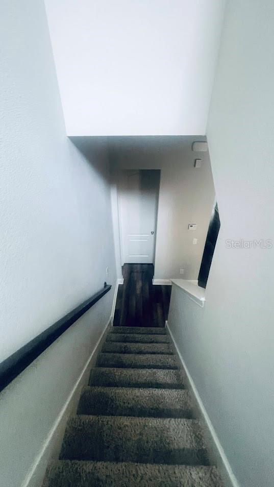 Image 5 of 32 For 1056 Parma Circle