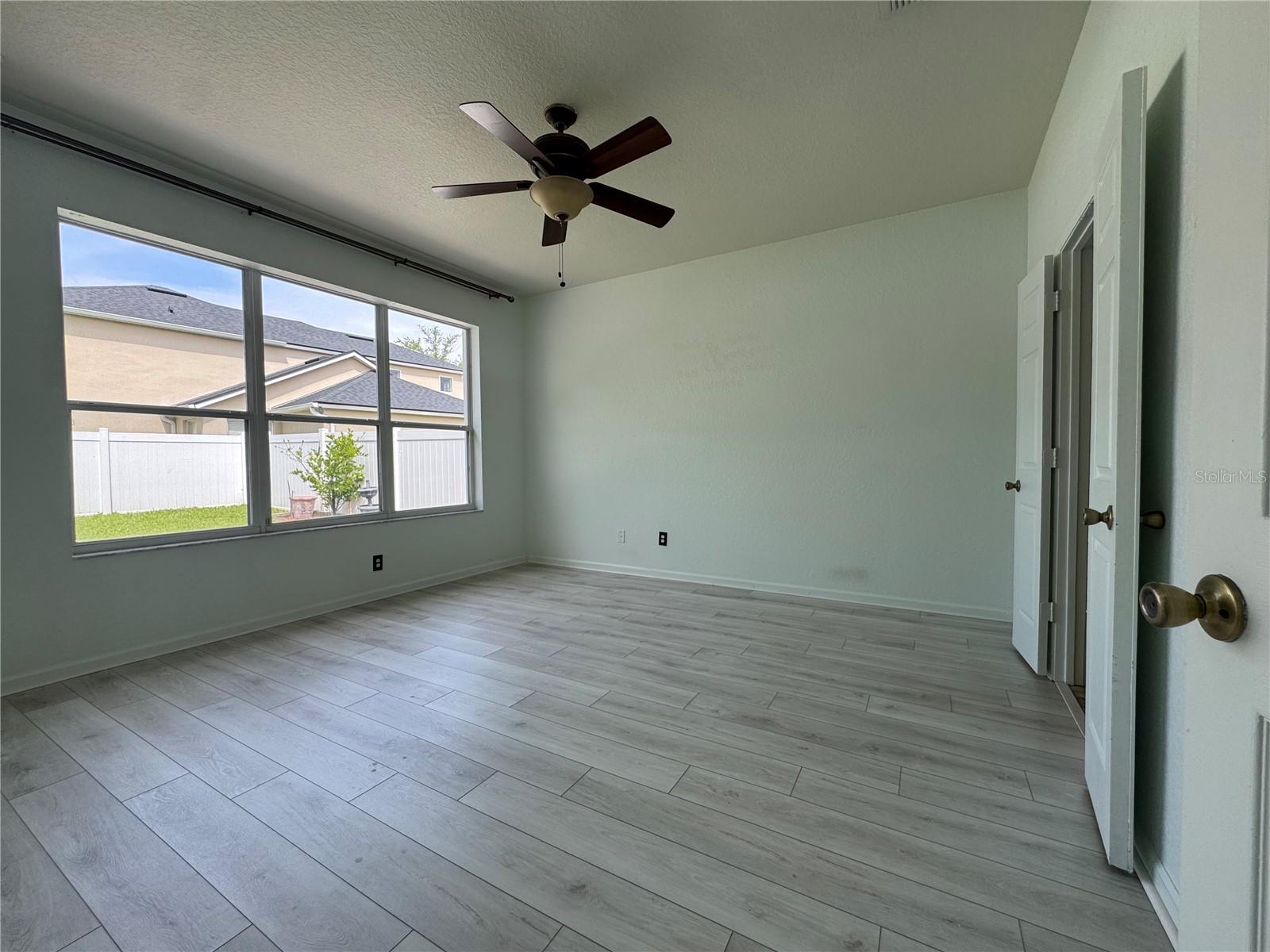 Image 20 of 35 For 8520 Greenbank Boulevard