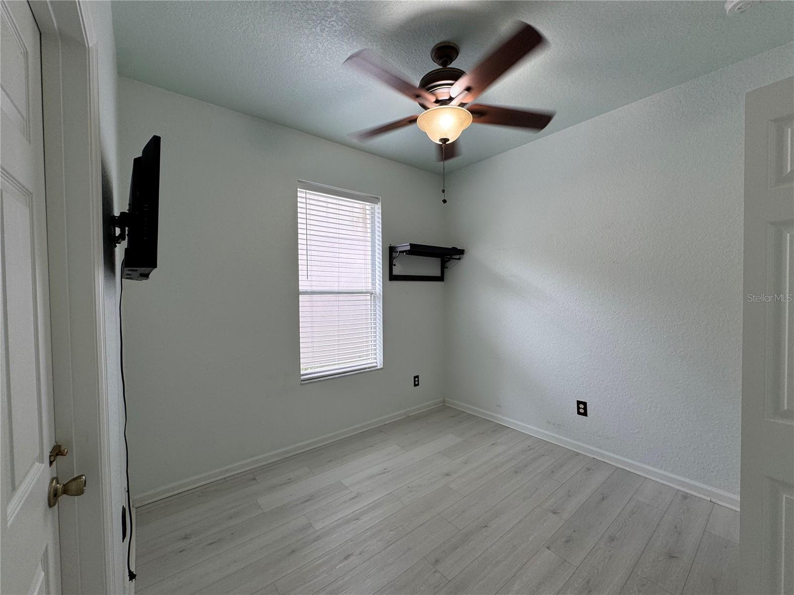 Image 32 of 35 For 8520 Greenbank Boulevard